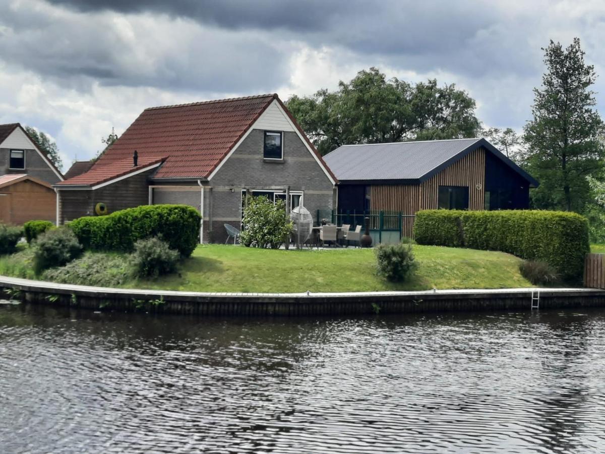 Waterhuis Friesland Oudwoude Экстерьер фото