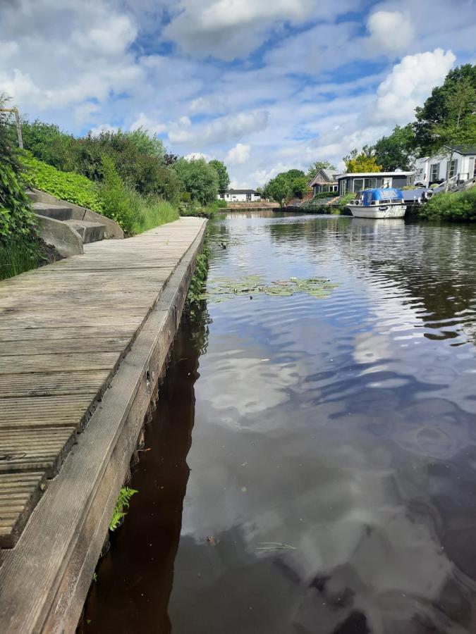 Waterhuis Friesland Oudwoude Экстерьер фото